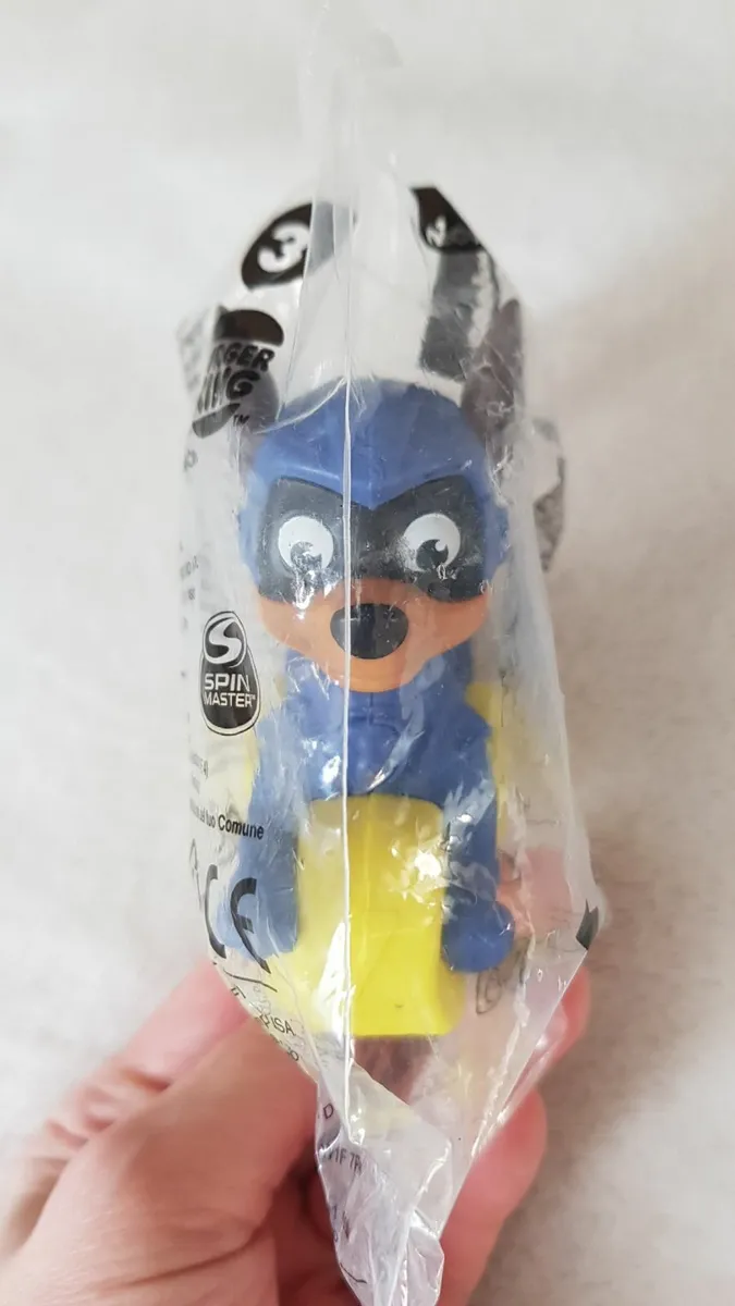 Paw patrol books  + chase vehicle - Image 4