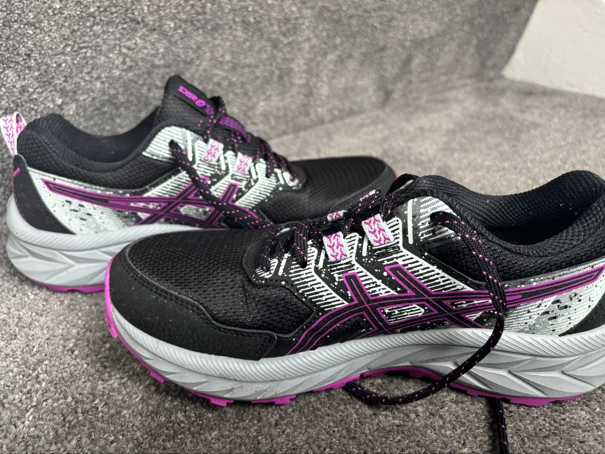 Runners - Image 2