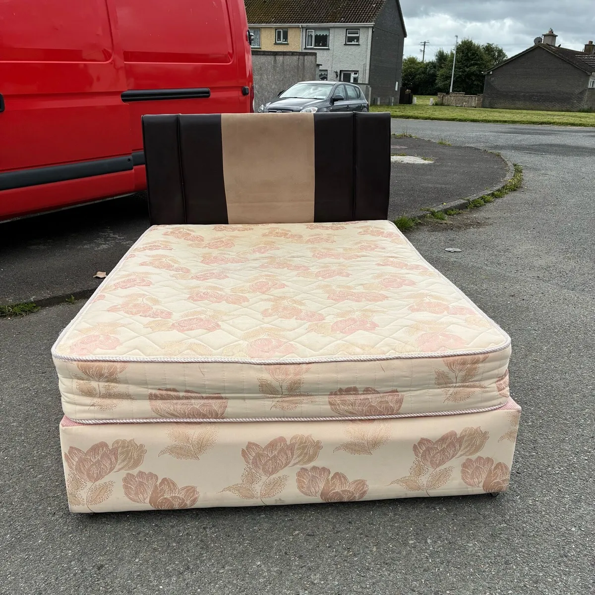 Double bed - Image 3