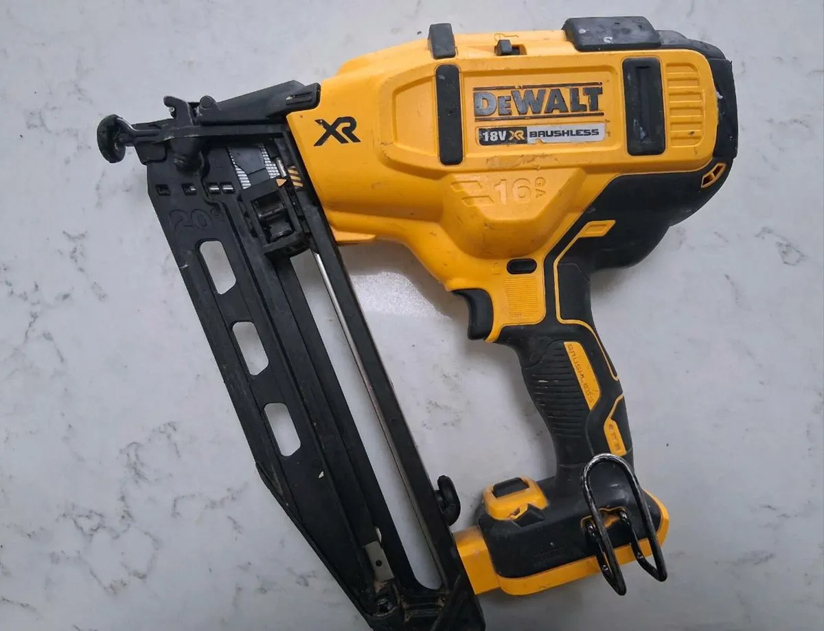 Dewalt 2nd fix pin gun