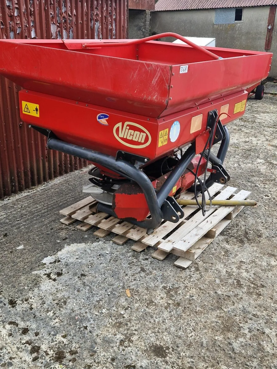 Vicon rotaflow fertiliser Spreader - Image 4