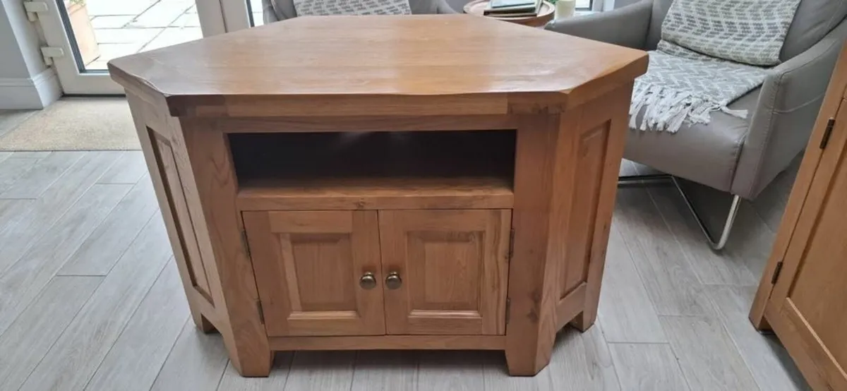Solid Oak TV Unit