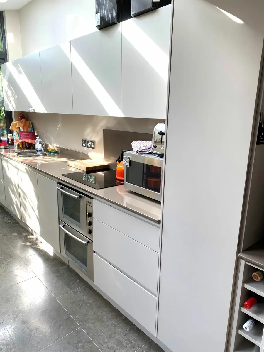 Irish made kitchen - Image 4