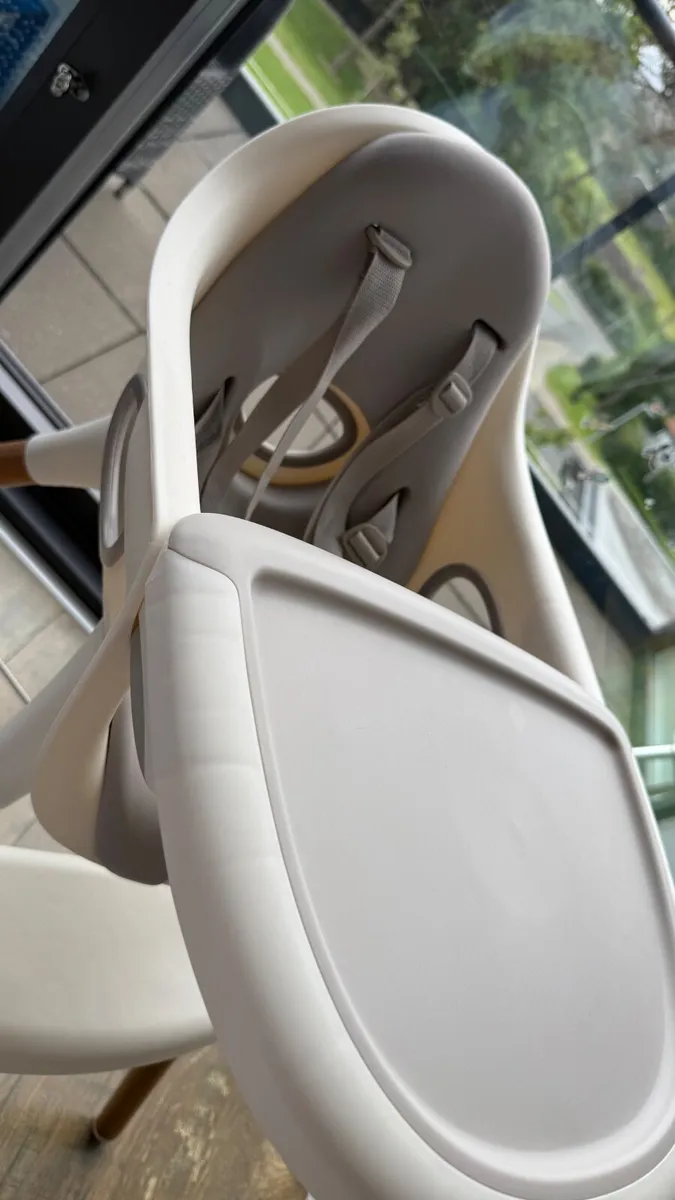 Highchair - Image 2