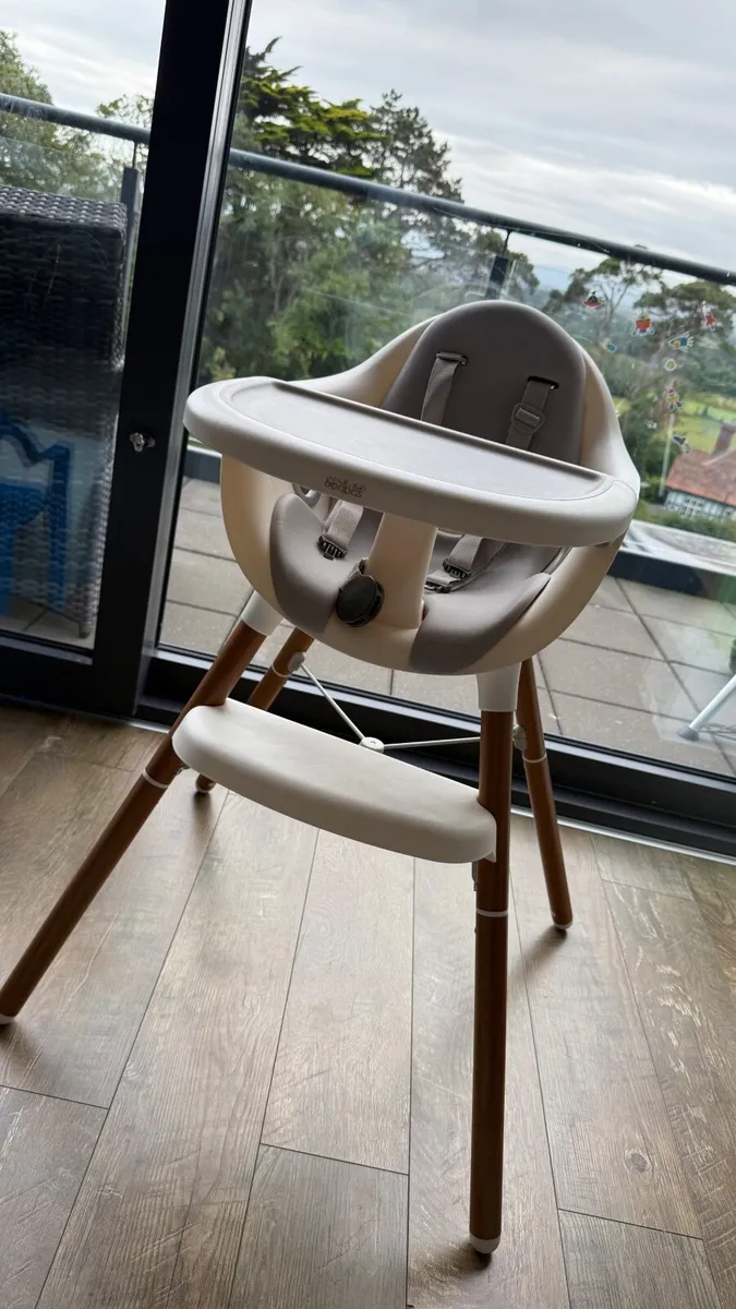 Highchair - Image 1