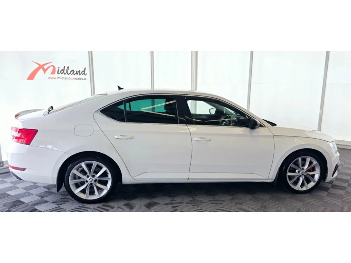 Skoda Superb 1.6 TDI SE Business  black Styling - Image 2