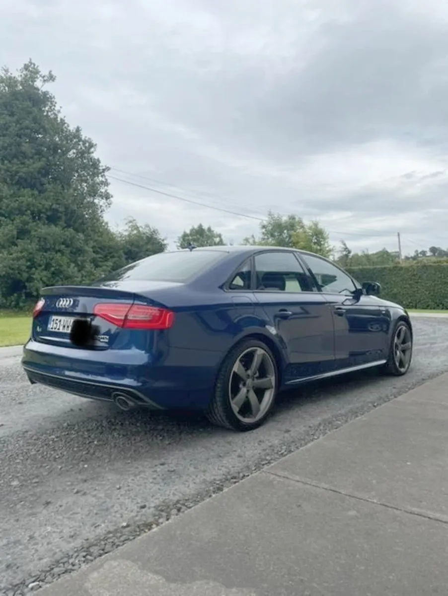 Black edition A4 3.0 L 245BHP QUATTRO - Image 2