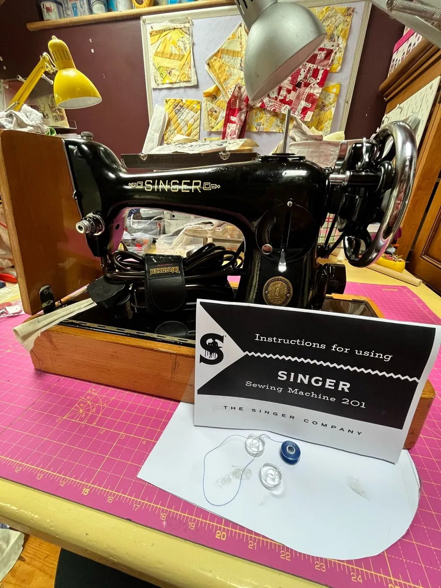 Singer Sewing Machine - Image 1