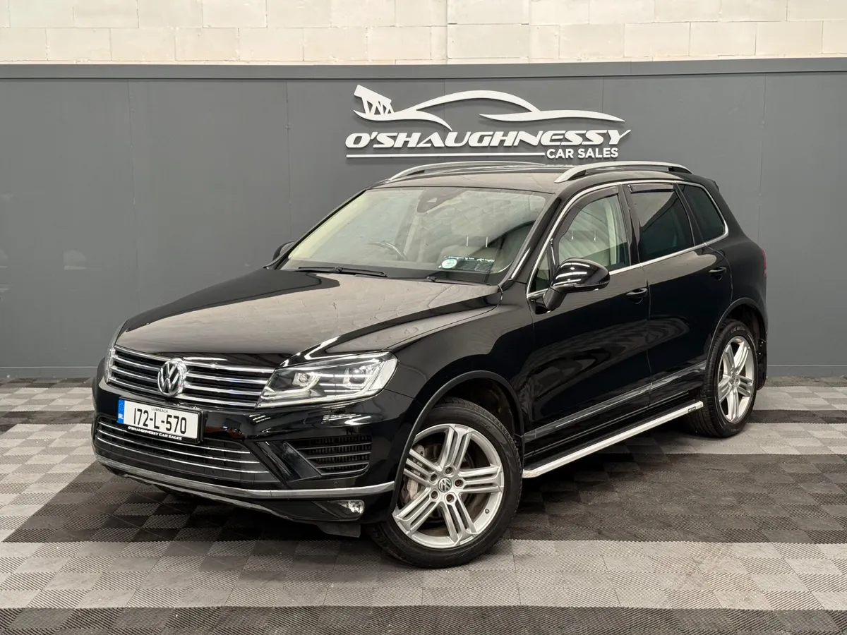 Volkswagen Touareg 2017 LOW MILEAGE PLUS VAT - Image 4