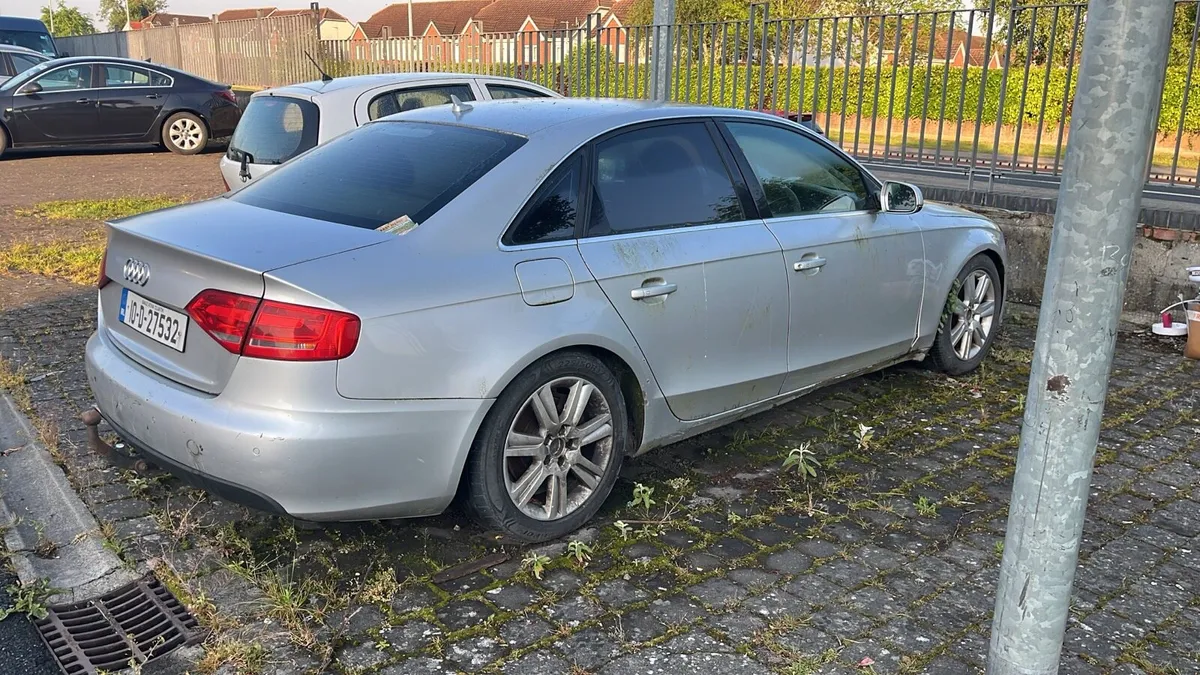 Audi A4 2010 - Image 4