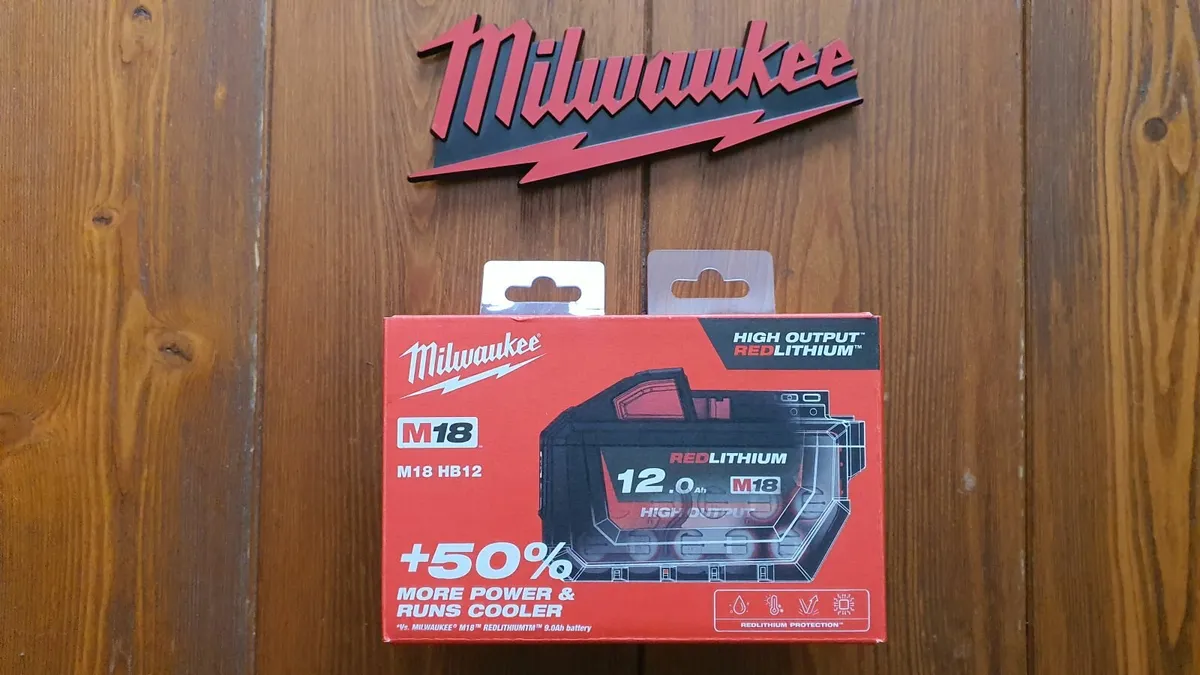 Milwaukee M18 12Ah High Output Battery - Image 1