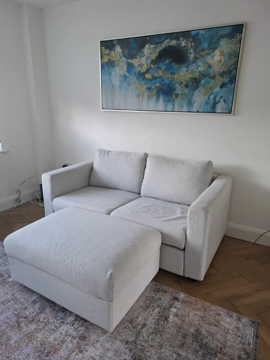 Couch/Sofa - Image 1