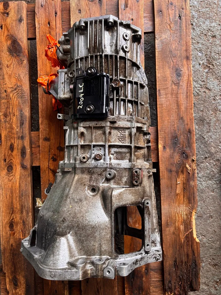 Land Cruiser Gearbox - Image 1