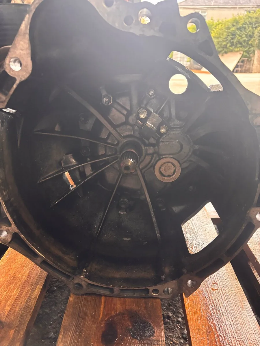 Land Cruiser Gearbox - Image 2