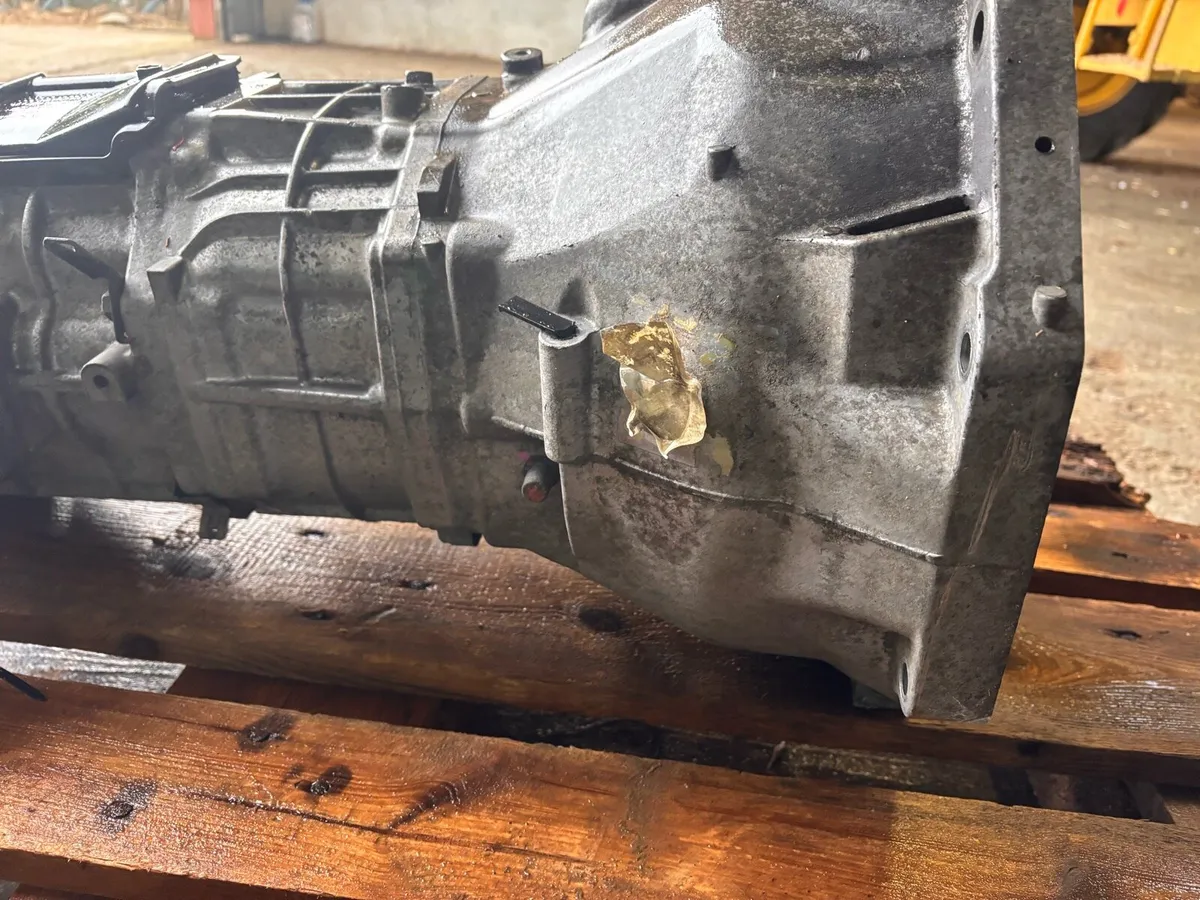 Land Cruiser Gearbox - Image 3