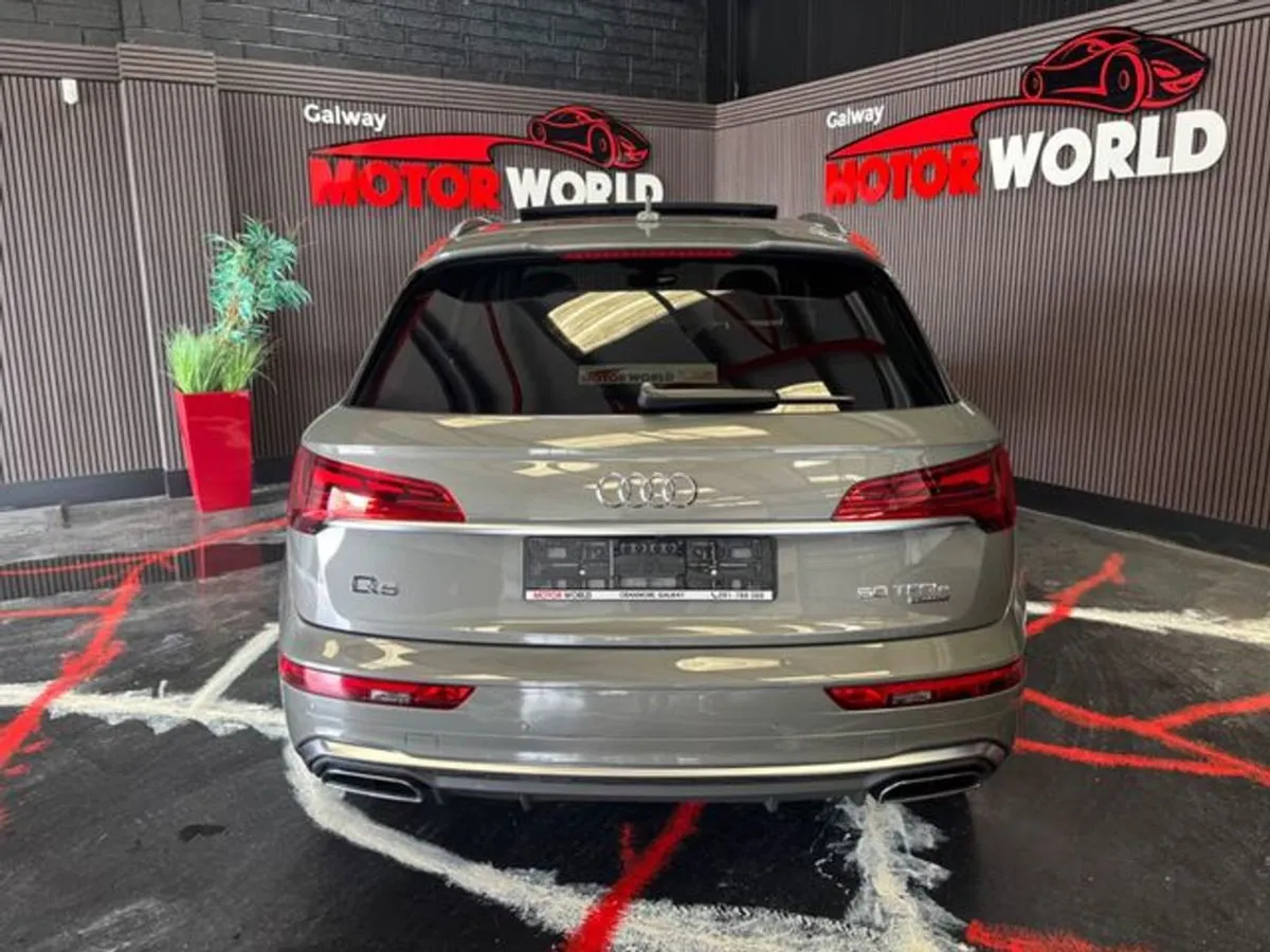 Audi Q5 Tfsi E S Line Quattro - Image 3