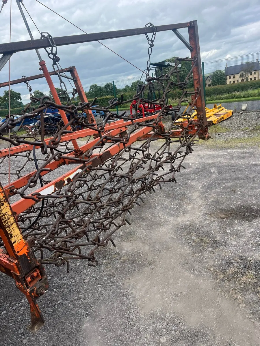 Parmiter hydraulic folding chain harrows - Image 3