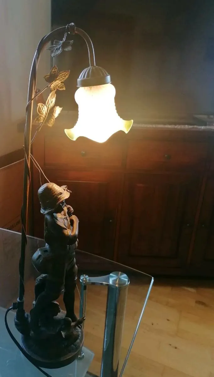 Table Lamp - Image 4