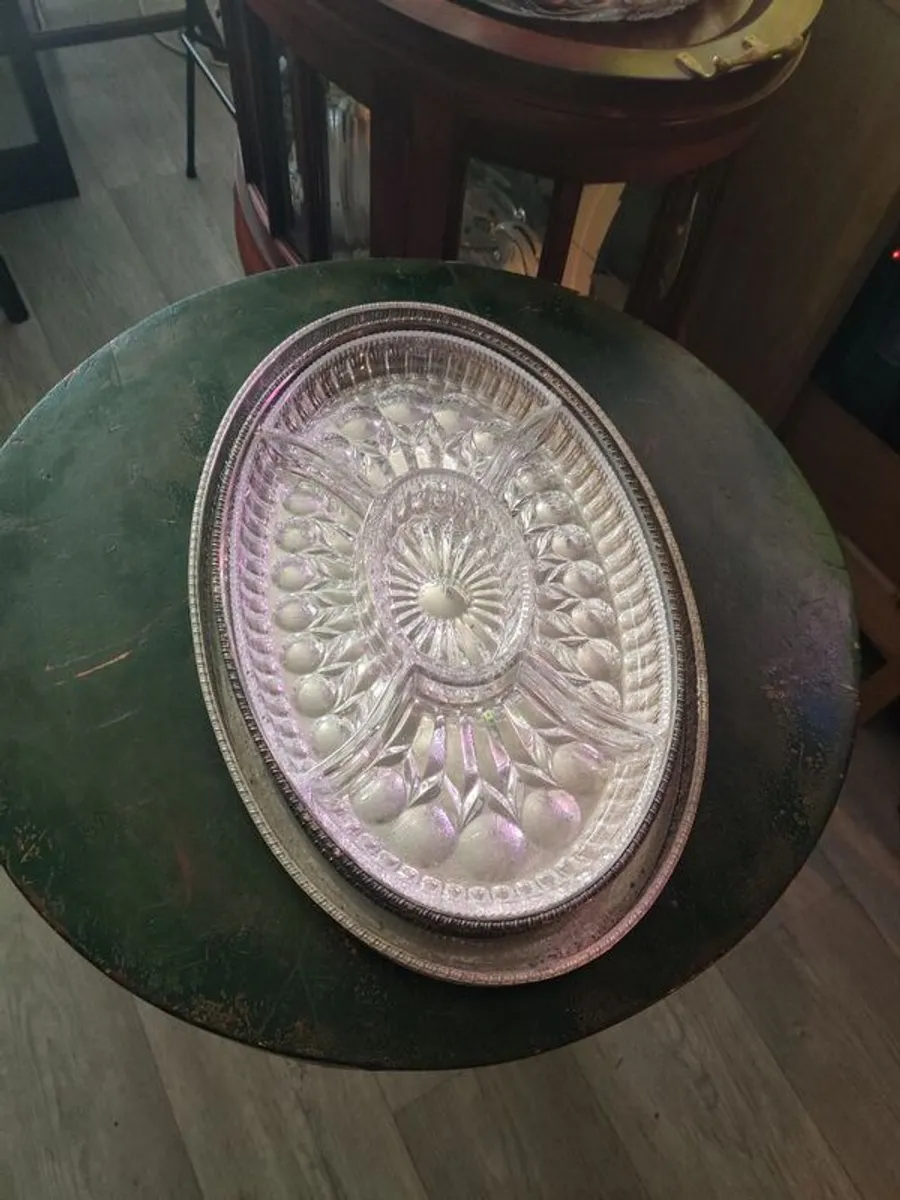 2 Viners Of Sheffield Serving Trays - Image 2