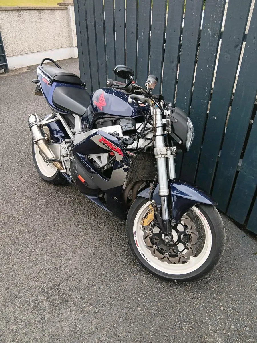 929 fireblade streetfighter - Image 2