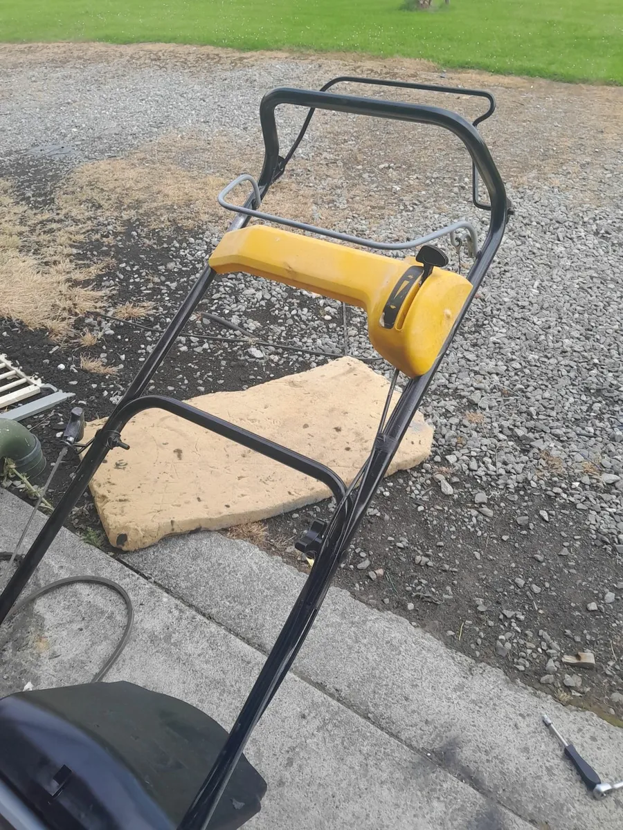Self drive  Lawnmower - Image 4