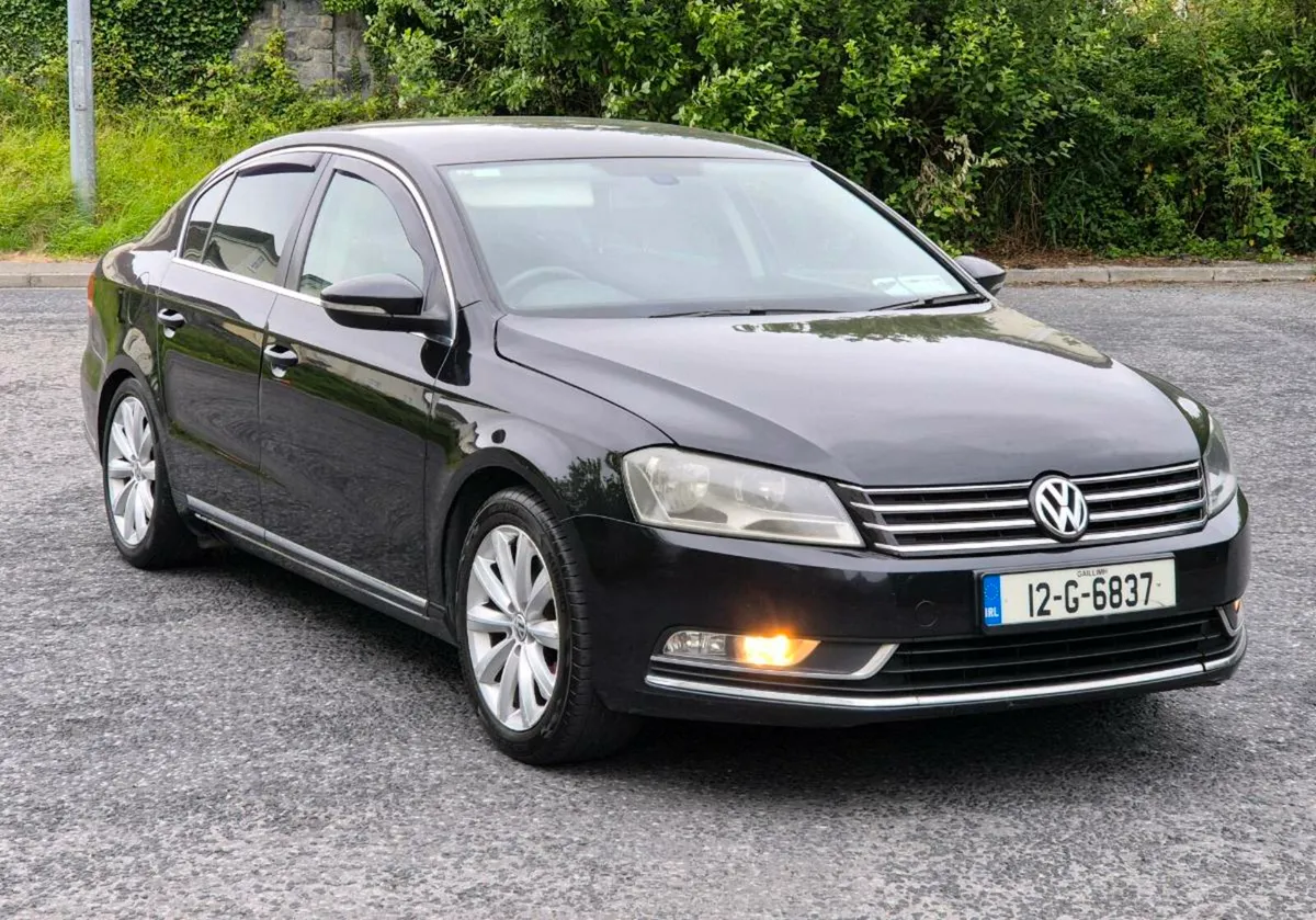 2012 Volkswagen Passat - Image 1