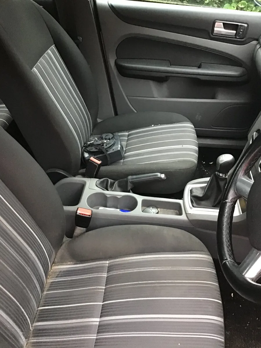 Ford Focus 2009 - Image 1