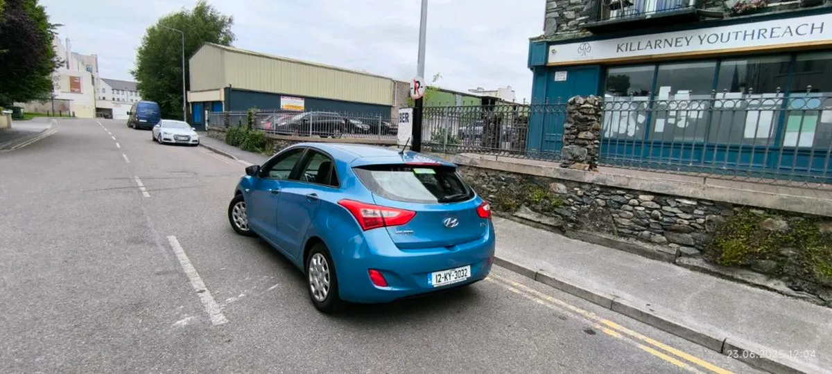 Hyundai i30 1.6 crdi 110bhp - Image 2
