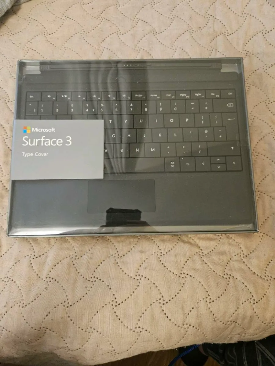 📦 Brand New Microsoft Surface 3 Type Cover – SEAL - Image 1