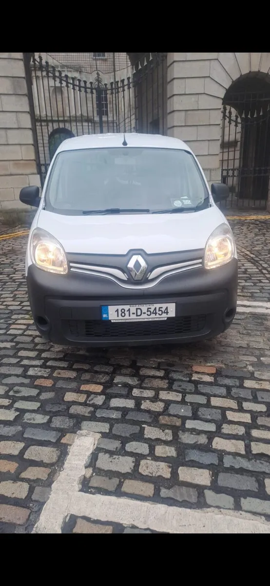 Lovely Clean Kangoo van with DOE - Image 1