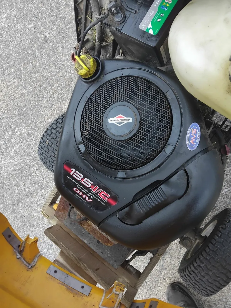 Tiga tractor 13.5 hp ried on mower priced - Image 2