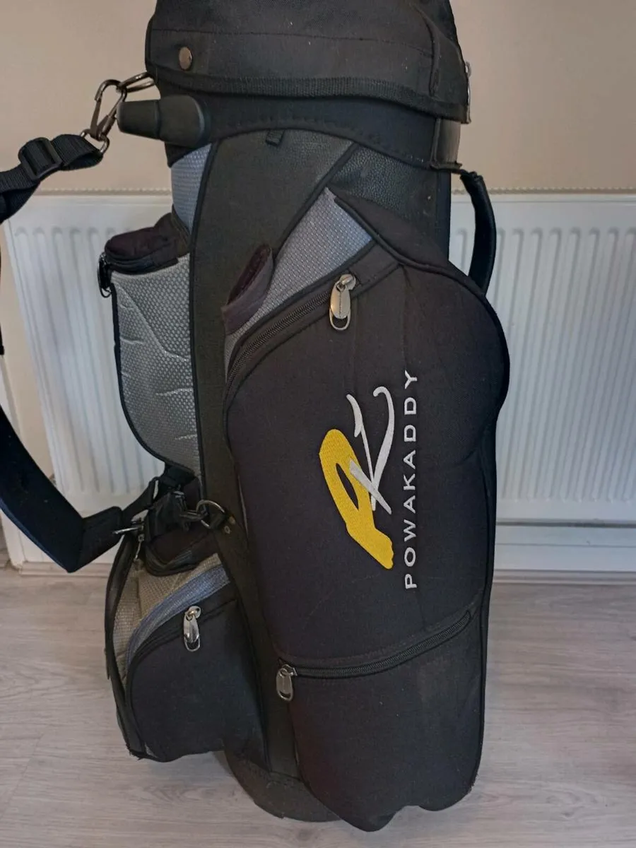 Powakaddy golf bag. - Image 3