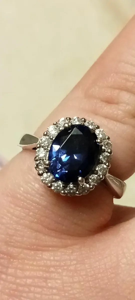 Stunning Sapphire blue ring size O - Image 2