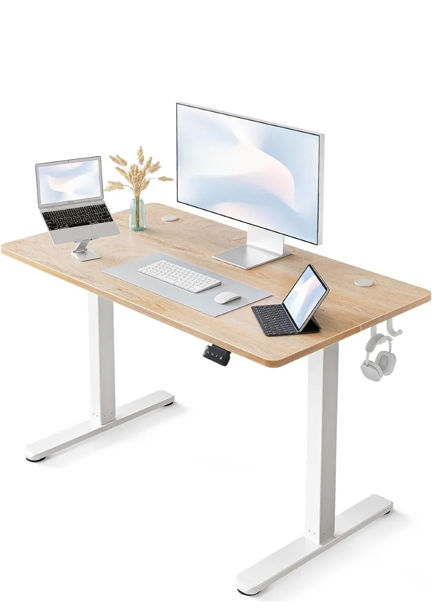 Desk - Image 1