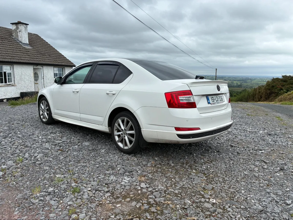 Skoda Octavia 2015 - Image 3