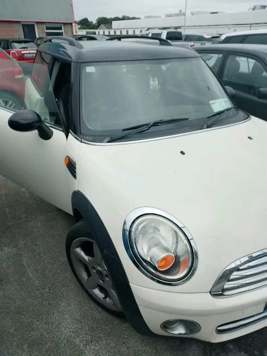 Mini clubman - Image 2