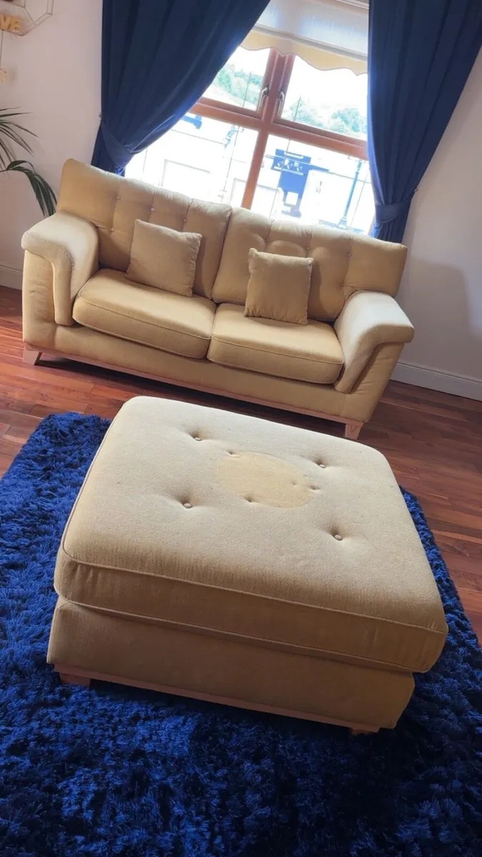3 piece suite sofa - Image 1