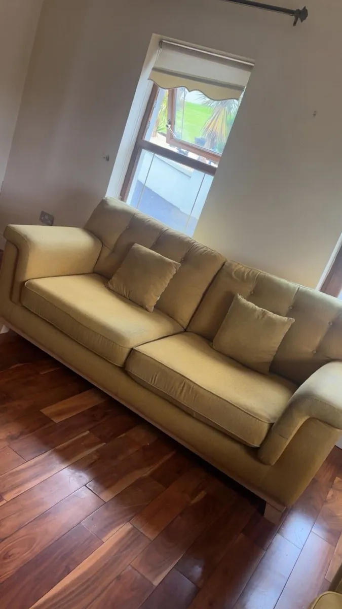 3 piece suite sofa - Image 2