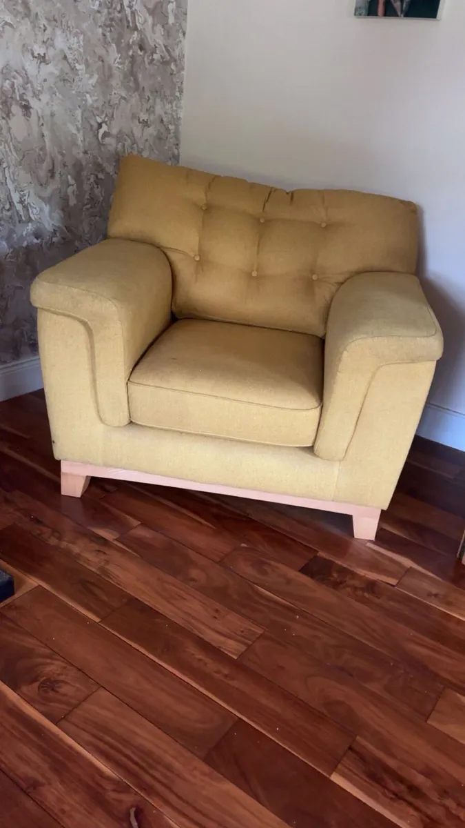 3 piece suite sofa - Image 3