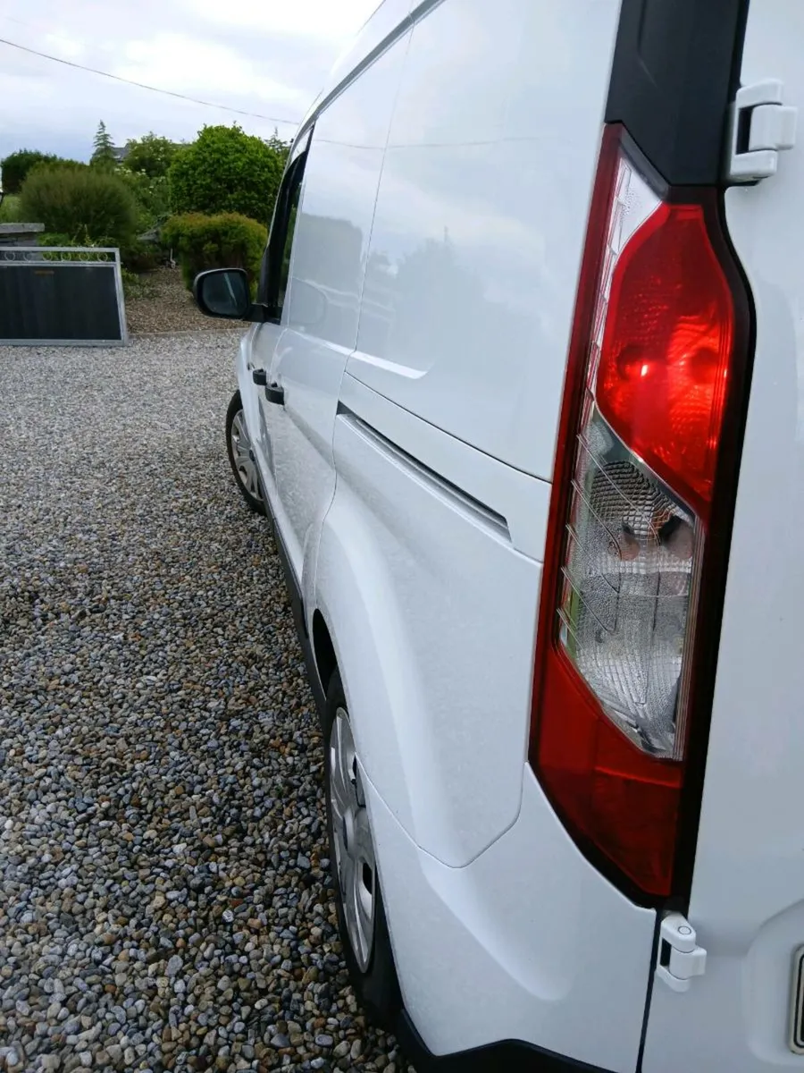 Ford transit connect - Image 4