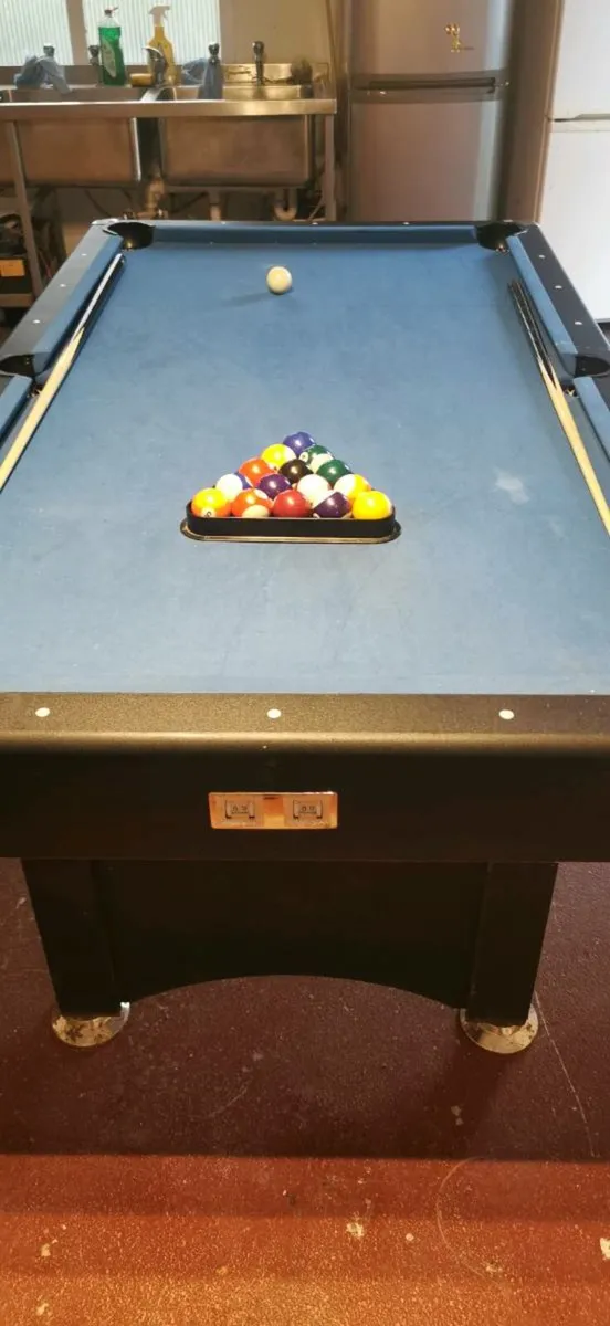 Pool table with table tennis board. - Image 1