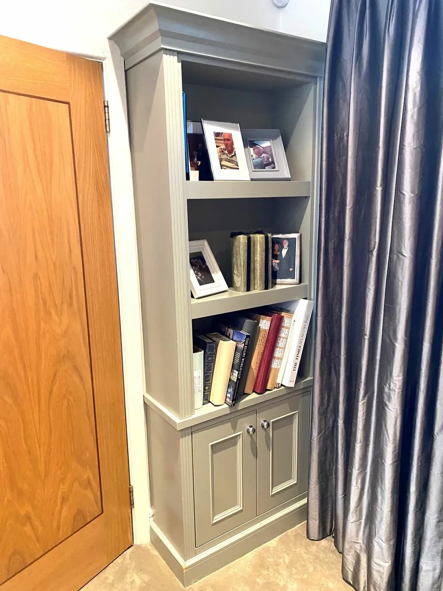 book shelf and matching TV unit - Image 1