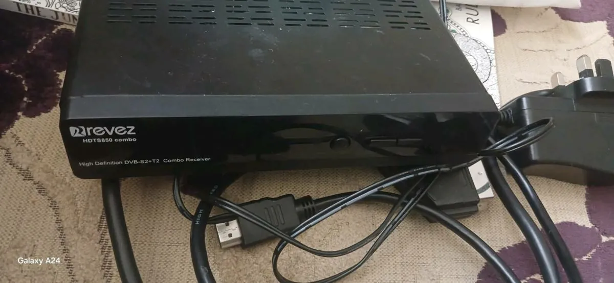 Revez box - Image 1