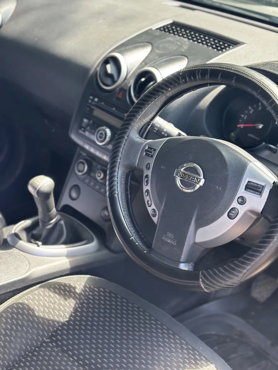 Nissan Qashqai 2008 - Image 3