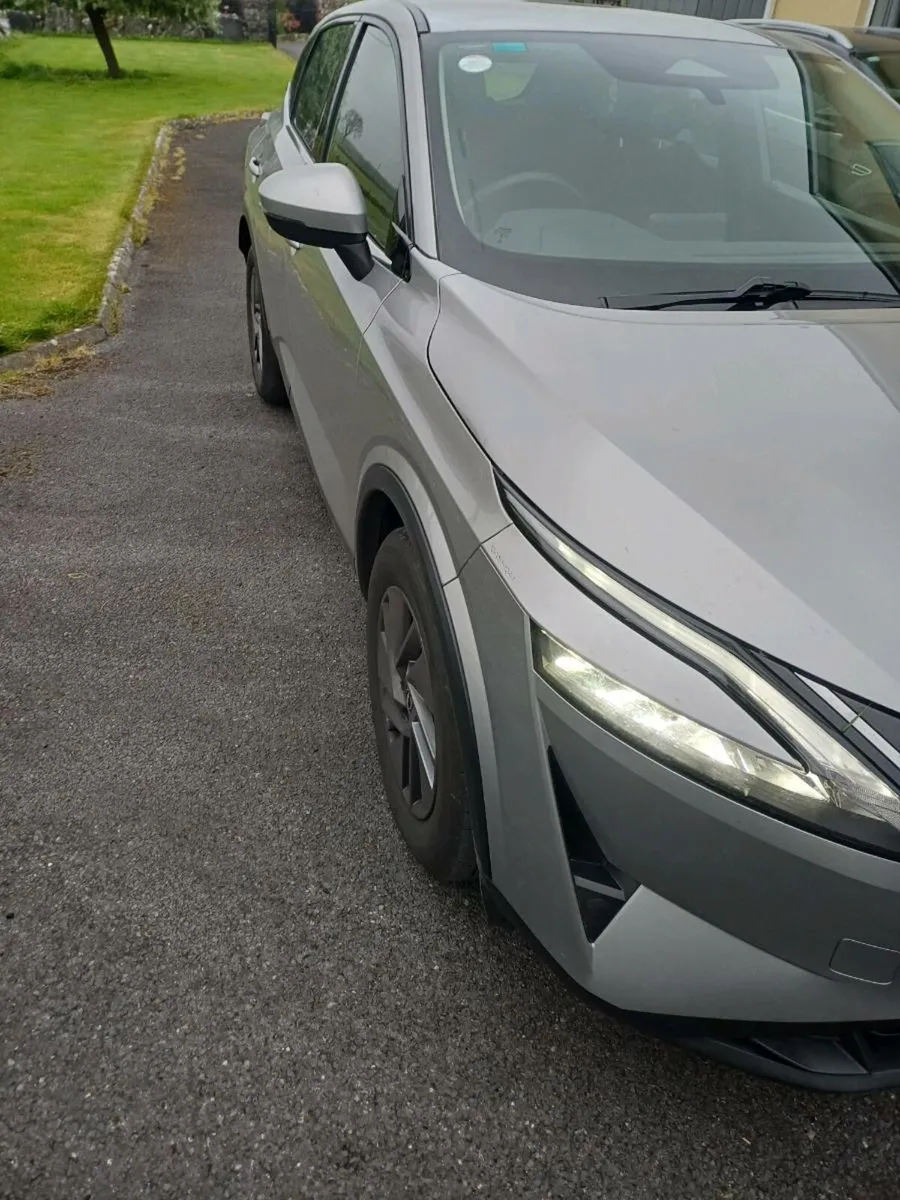 231  Nissan Qashqai Mild hybrid - Image 2