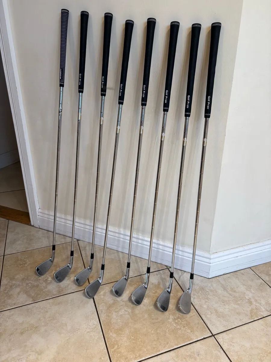 Titleist AP2 710 Forged Irons 3-PW - Image 1
