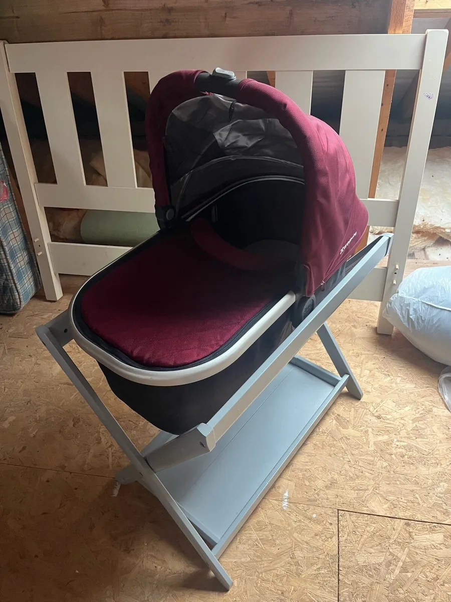 Nursery items - Image 1