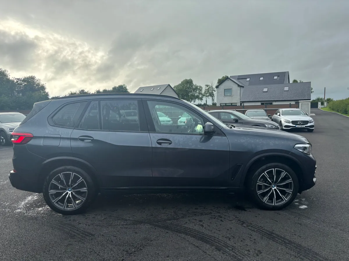BMW X5 30d Xdrive 2019 Full History !! - Image 3