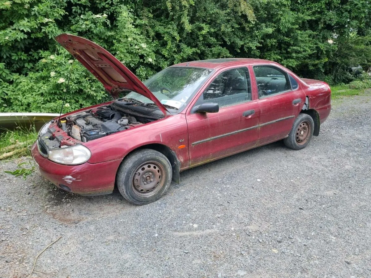 1998 mk2 Mondeo for parts - Image 1