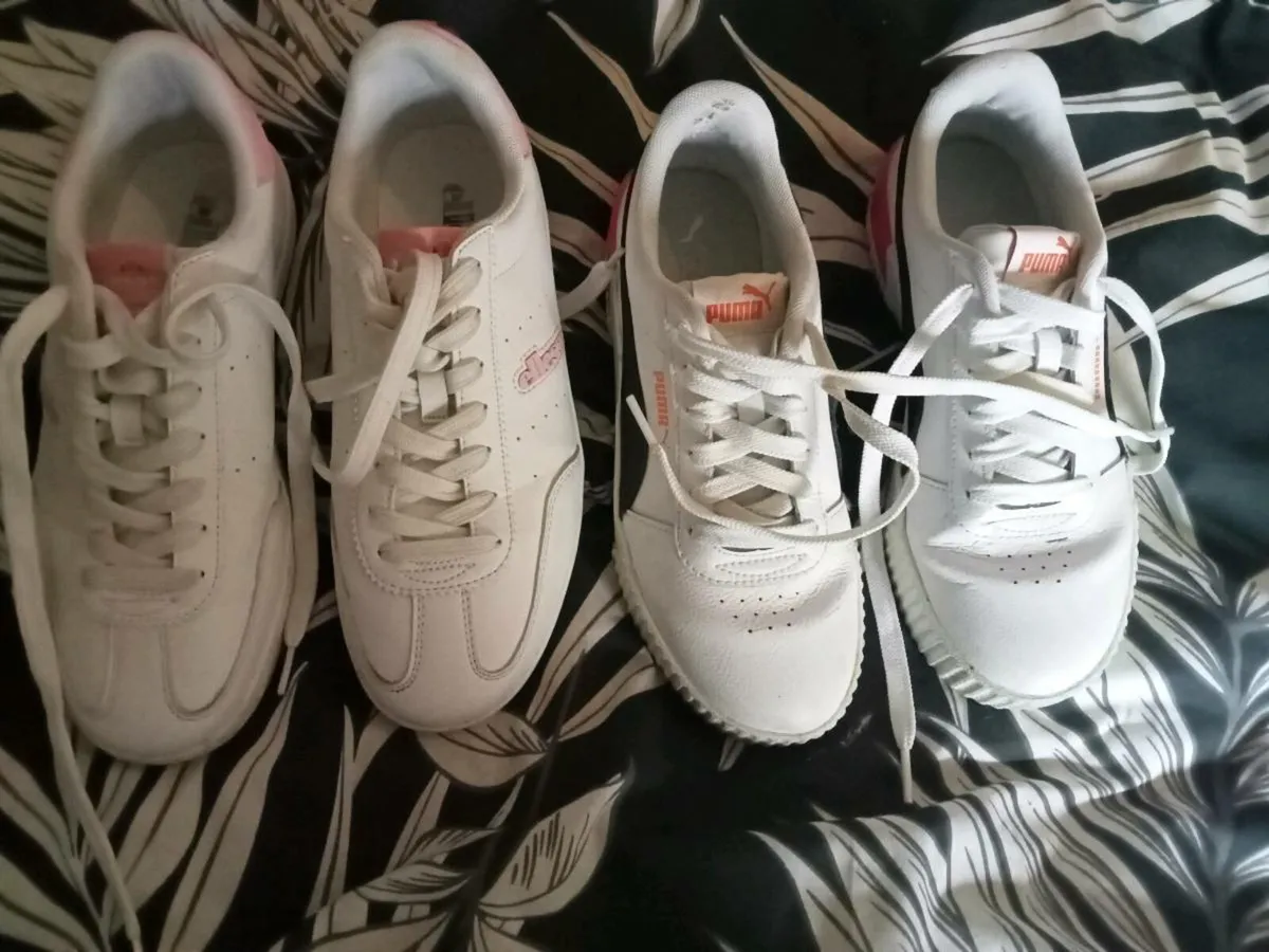Ladies trainers size 5 - Image 1